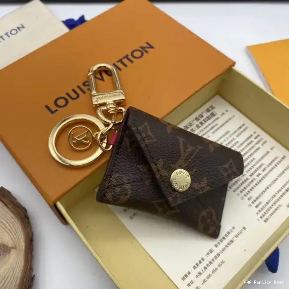 Aaa replica ru KIRIGAMI BAG KEY VUITTON AND LOUIS POUCH CHARM HOLDER 0704